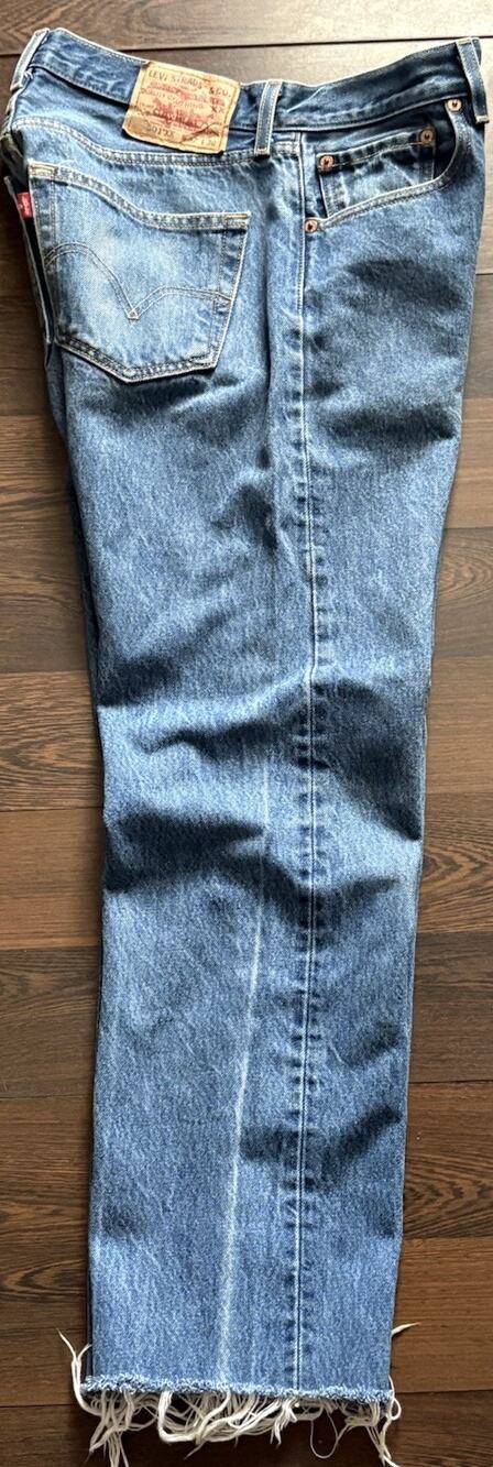 Vintage Levi's 501 XX Raw Hem Crop Jeans 32x27 Mexico